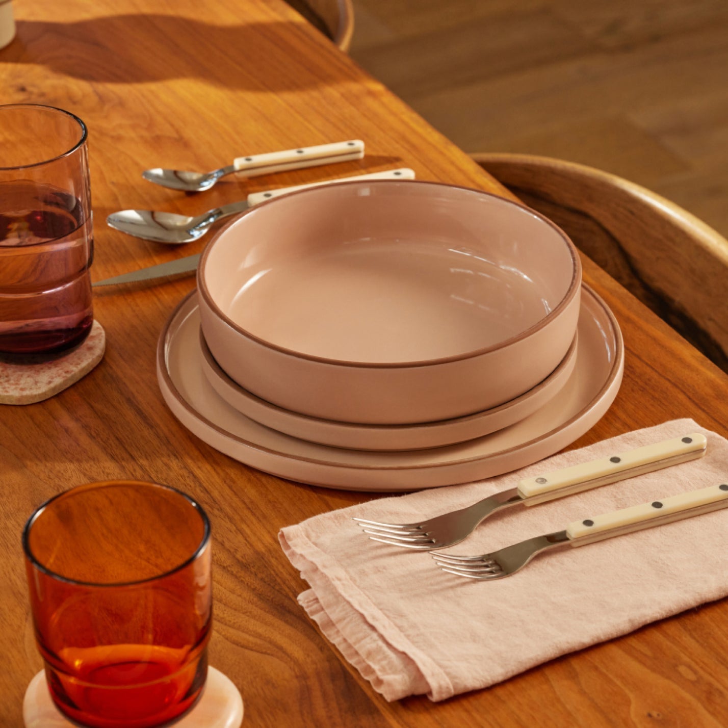 TABLEWARE